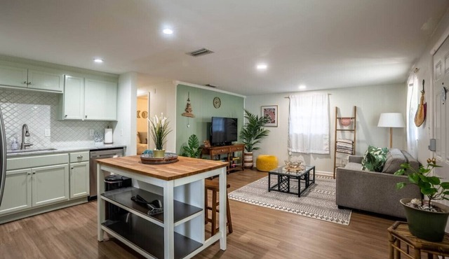 Harbor Hideaway | Serene Escape in Tampa