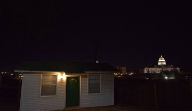 Hidden in plan sight with amazing view of the Capital. in Little Rock