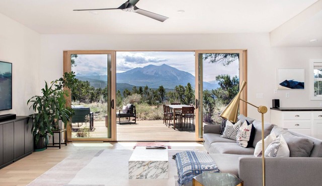 High West House – Serene Mountaintop Retreat
