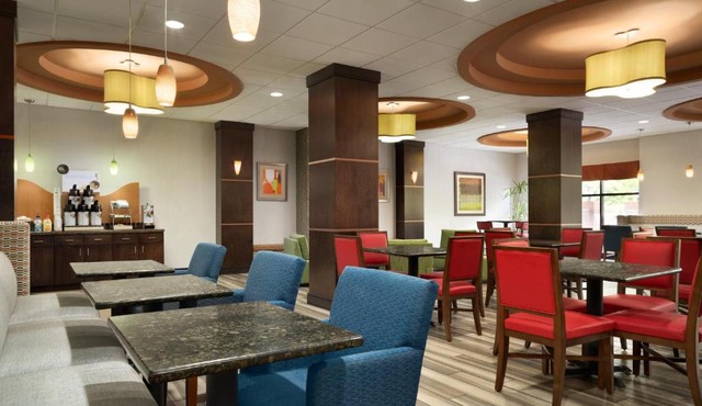 Holiday Inn Express & Suites Knoxville-Clinton by IHG in Clinton