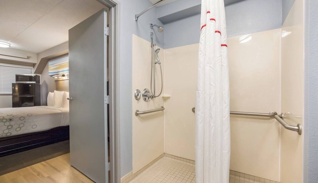 HomeTowne Studios By Red Roof Princeton – Ewing/Lawrenceville in Lawrenceville