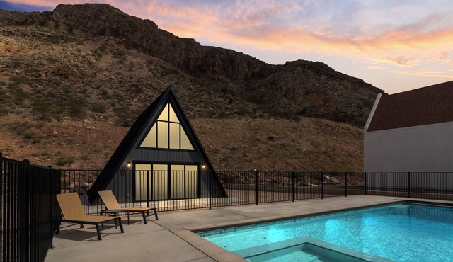 Hurricane Oasis with Private Pool & Gorgeous Views
