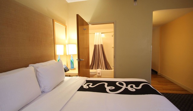 La Quinta Inn & Suites by Wyndham West Palm Beach Airport in West Palm Beach
