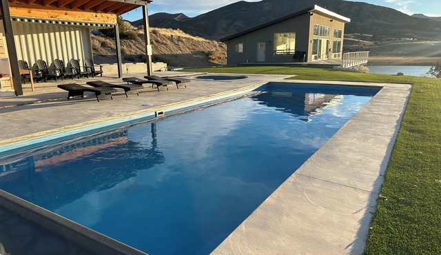 Lakefront Reunion House Pool Dock Hot Tub Firepit Game Room Sleeps 26