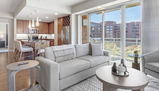 Landing at The Seasons of Cherry Creek - 2 Bedrooms in Cherry Creek