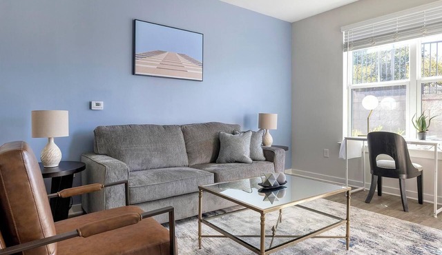 Landing | Incredible 2BD, Gym, Pool in Buford
