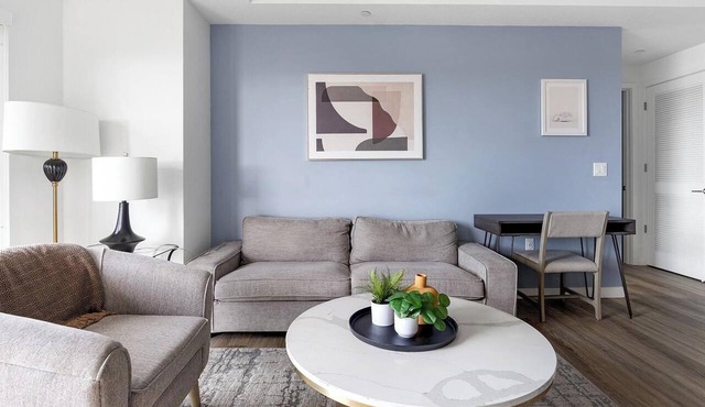 Landing | Spectacular 2BD, Pool in Miami