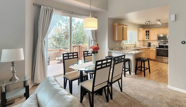 Littleton Home w/Deck - 24 Mi to Denver!