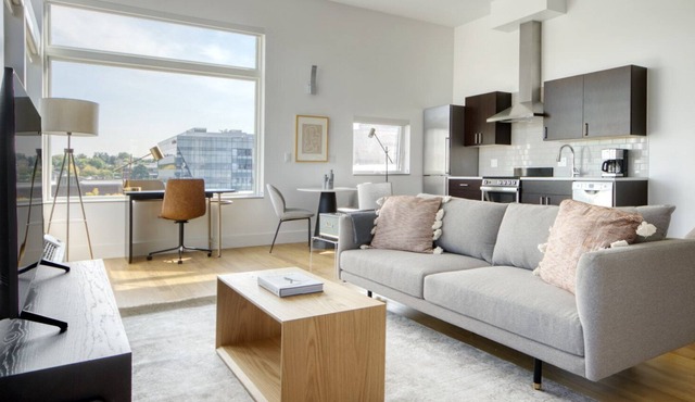 Luxe Cherry Creek Studio w/ Lounge, W/D near 2nd Ave shops, by Blueground
