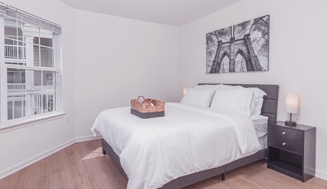 Luxe | Haven | Free-Parking in Tysons