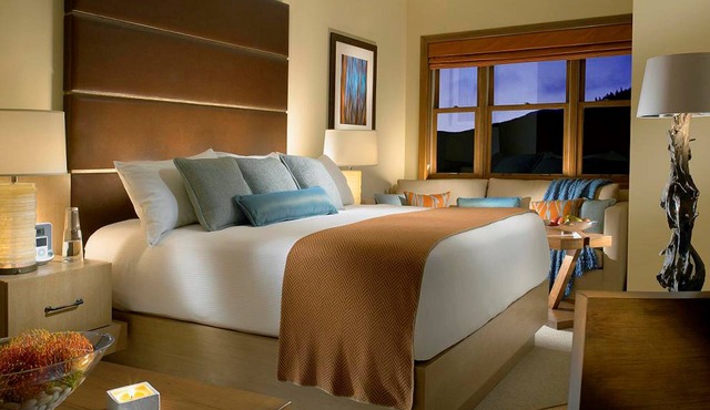 Luxurious Lodge Room | Slopeside Access