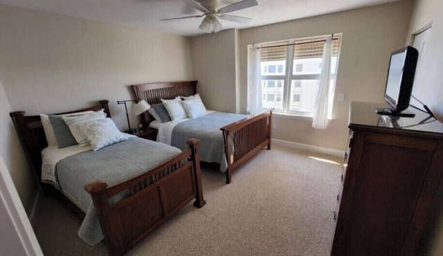 Luxury 3 bedrm Oceanfront Condo on Daytona Beach Shoreline!