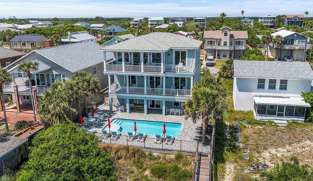 LUXURY 8BR OCEANFRONT, LARGE HEATED POOL, FOOSBALL, SLEEPS 22!