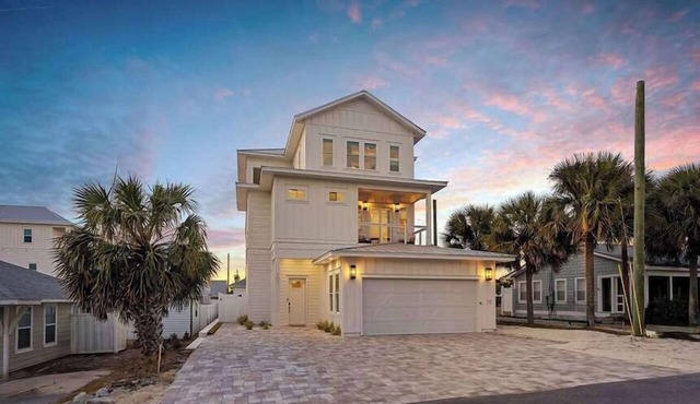 Luxury Family Laguna Sunrise - Golf Cart - Pool - Beach