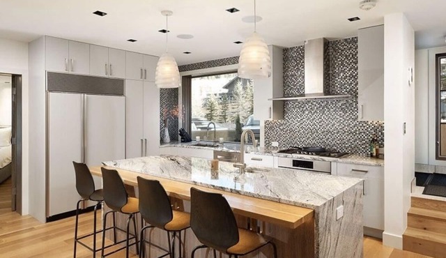 Luxury Home Across from Aspen Highlands - walk to lift, view of creek & mountain