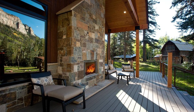 Luxury, Rustic Mountain Estate Ideal for Family Reunions - Barn/Saloon, Pavilion in Durango