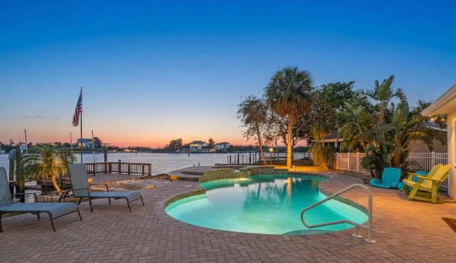 Luxury Waterfront Oasis