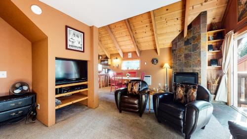 Mammoth View Villas #3 condo in Mammoth Lakes
