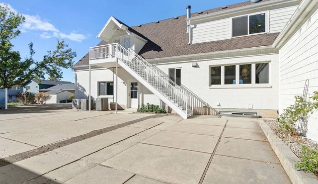 Marvelous studio apartment with pickleball court in welcoming Orem neighborhood in Orem