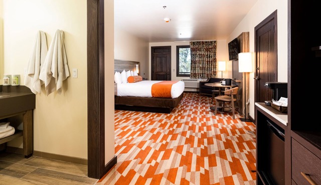 Maswik Lodge - Inside the Park