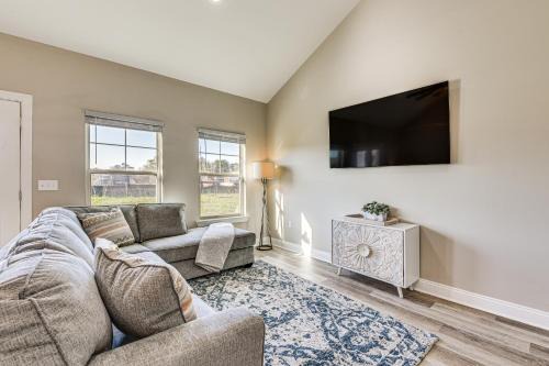 Modern Dothan Home Near Downtown and Hospitals! in Dothan