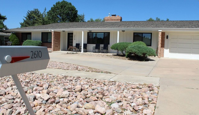 Modern Lux Ranch on Golf Course w/Mountain Views and 2-Car Garage