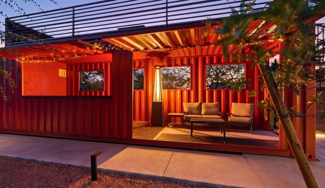 Modern Oasis: New Kitchen, Rooftop Deck, Exec Office, Pet-Friendly, Large Yard in Tucson