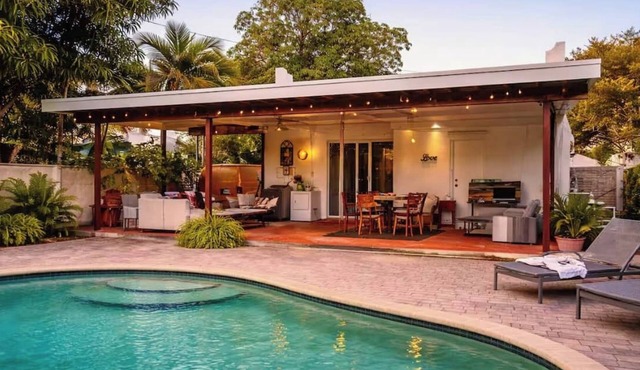 Modest, Simple house in Brickell/Miami with PRIVATE POOL in Miami