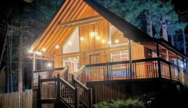 Moki Pines Chalet - Stylish Stay Among the Pines in Flagstaff