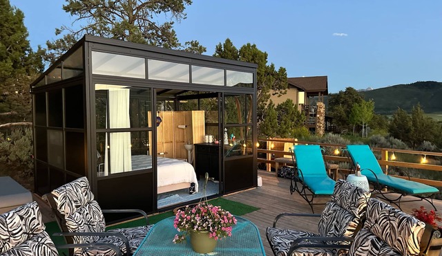 Mount Good Times 3acre Mountain Top Glampsite with 270 Degree View & Glass Villa