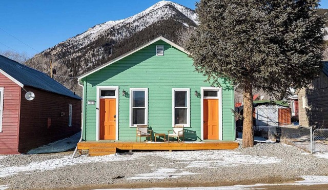 Mountain Cabin Getaway Near Twin Lakes