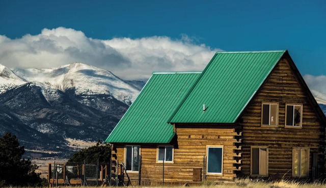 Mountain Cabin w/Stunning Night Skies & 360° Views -Fast WiFi
