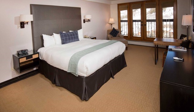 Mountainside Retreat, Hot Tub, Pool & Gym Access