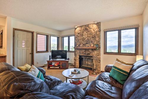 Mtn View Granby Condo w/In-Unit Hot Tub!