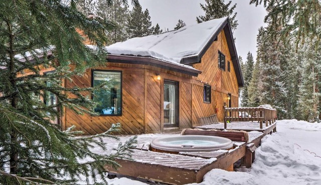 Near Breckenridge Ski: Mtn Escape w/Hot Tub!