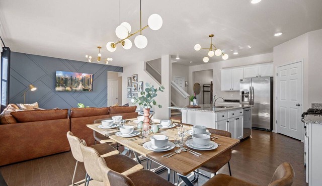 New! Family-friendly Home w/Pool Table, King Beds