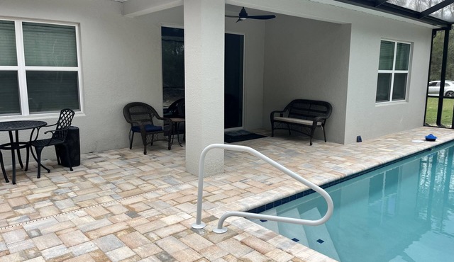 New Heated Pool- Amenity Rich Dogs Ok