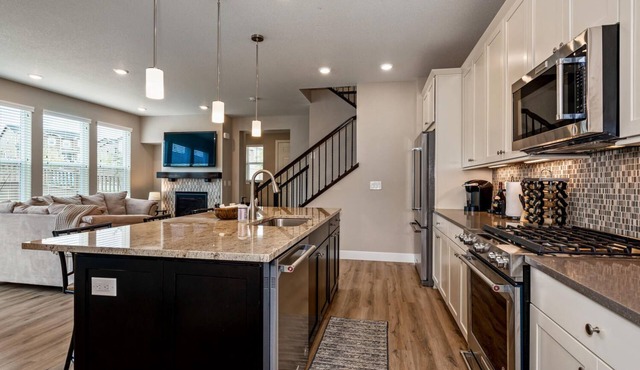 New Meadows Townhome with All the Comforts of Home