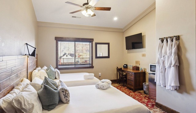 NEW! Room 24 - Bryce Canyon by Zion Cliff Lodge