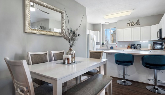 NEW! Stylish, Bright, Open, Mountain Views, King Beds, Fireplace, Two Balconies!