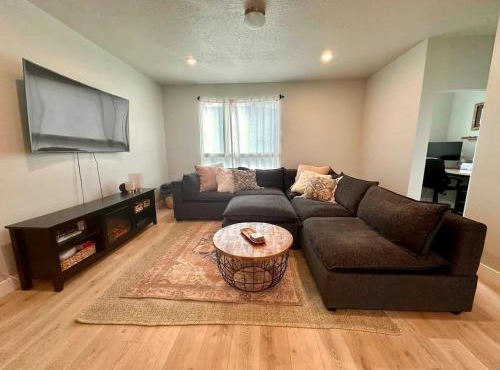 Newly Built Retreat | Comfort & Ski Access