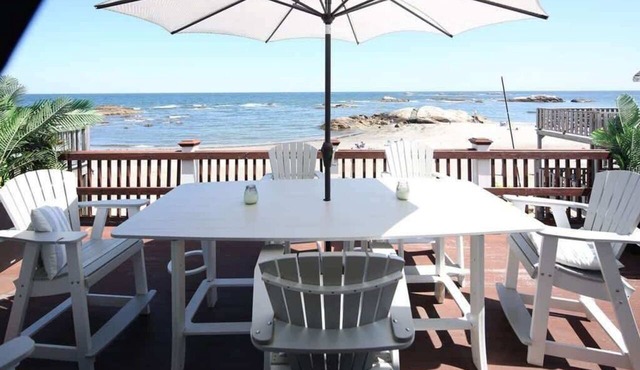 Ocean front Scituate Minot Beach Front Sleeps 11 in Scituate