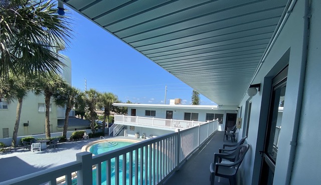Oceanfront condo updated w/pool & river views