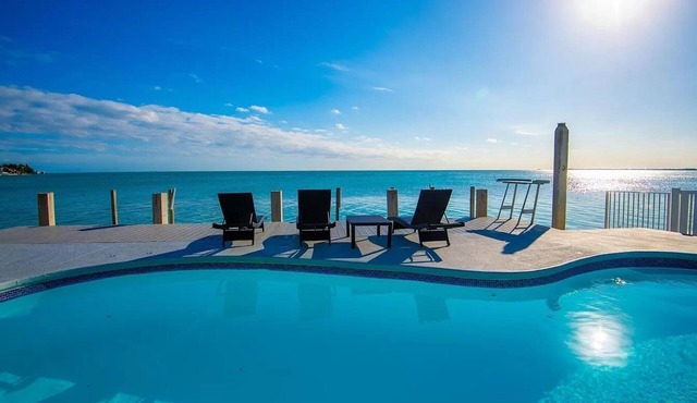 Oceanfront Home - Marathon - 4BR, 3.5 Baths, Pool, Dock, Parking, Amazing Views in Marathon