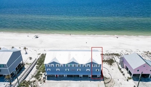 Oceanfront Sand Between Your Toes! in Mexico Beach