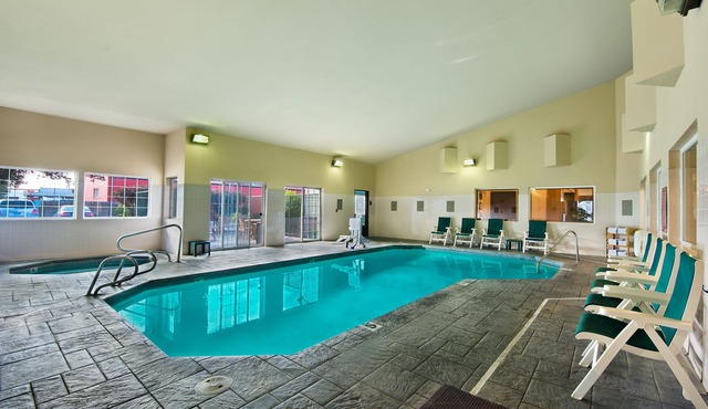 Oxford Suites Hermiston in Hermiston