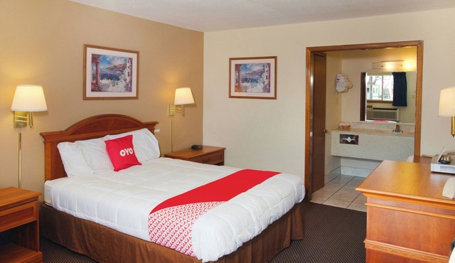 Pet-Friendly Room Close to Guymon Dining & Thompson Park in Guymon