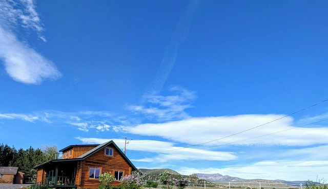 Pine Valley Area Private Rustic Rural Living $70 Nightly! Big Sky & Mountain Views All Around! Outdoor Active Living Oasis Invitation! Bring Your Pets and Your Toys! Ride Out to Paved or Off Road Trails Everywhere! Ask @ Monthly Discounted Rate