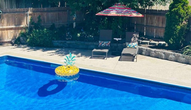 Playtime Paradise! Pool, Video Game Room, Pets OK! in Kennewick