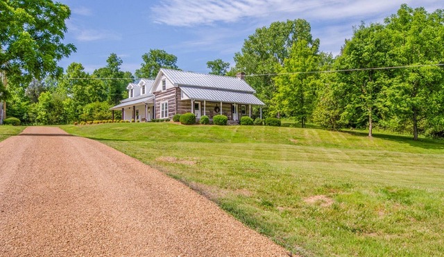 Premier Leipers Fork Log Cabin Property in Franklin